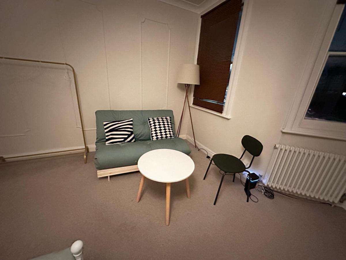 Spacious Room Near Underground لندن المظهر الخارجي الصورة